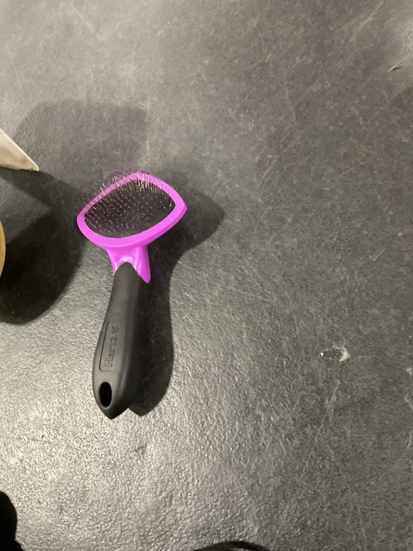 Photo 1 of pet brush 