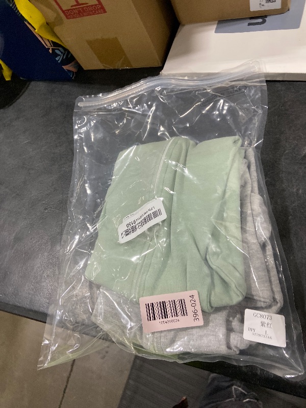 Photo 1 of ZIGJOY Shark-Fin Transition Swaddle - 1.0 Tog Baby Sleep Sack Soft Cotton Transitional Swaddle Baby Wearable Blanket with 2-Way Zipper for All Seasons, Green&Grey, 3-6 Months