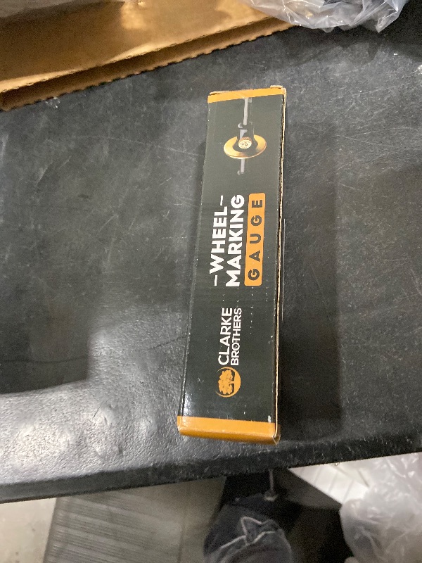 Photo 1 of Clarke Brothers Wheel Marking Gauge - Woodworking Marking Scriber Kit With 2 Replacement Cutters - Wood Marking Tools With Graduated Inch & MM Scale - Solid Metal Bar Wood Scribe Tool For Carpenter