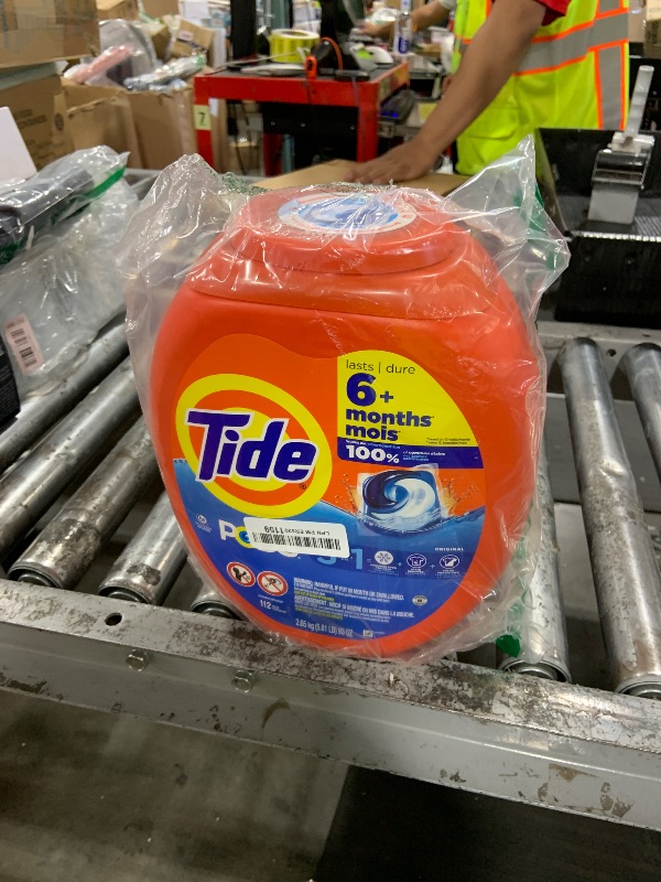 Photo 1 of Tide PODS Laundry Detergent Pacs, 3-in-1 Stain Remover, Odor Fighter, Color Protector, 112 Count, HE compatible, Original Scent