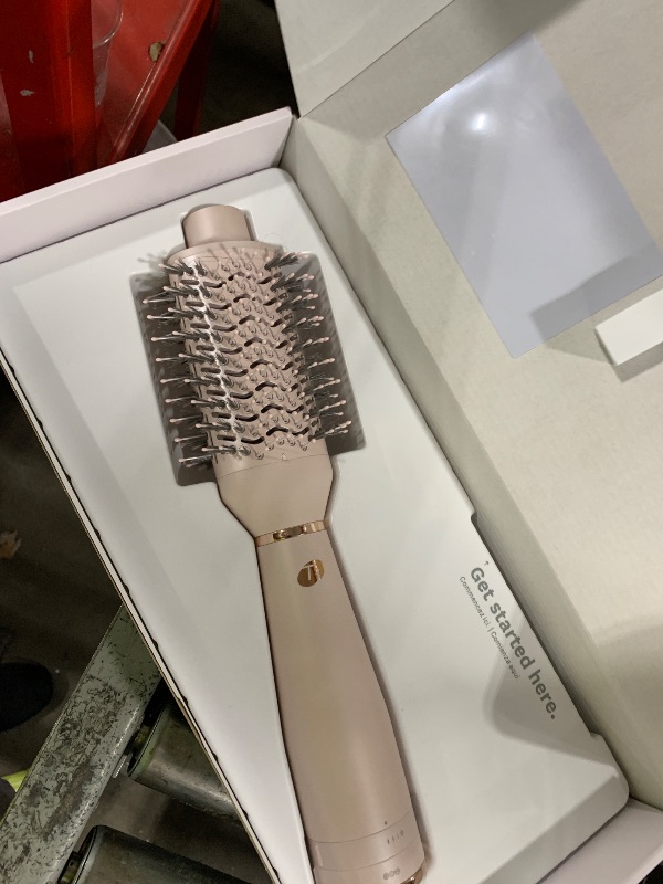 Photo 1 of T3 AireBrush One-Step Smoothing and Volumizing Hair Dryer Brush, Blow Dryer Brush for Fast Drying and Styling with Multiple Heat and Speed Settings, Ceramic Oval Brush and Cool Shot