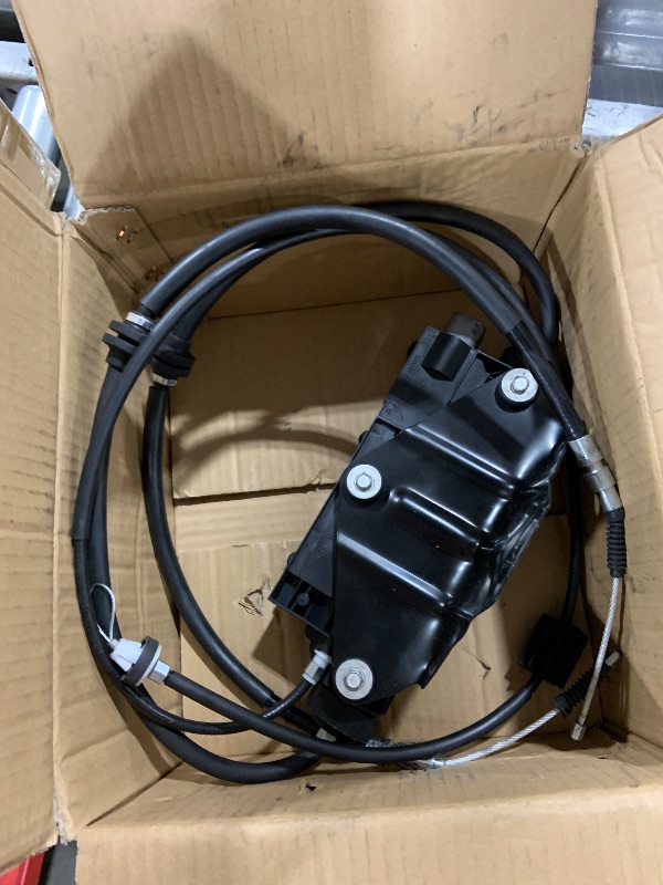 Photo 1 of 34436850289 34436788556 34436788968 34436796072 Parking Brake Actuator With Control Unit Compatible with B-M-W E70 X5 E71 X6 Fast