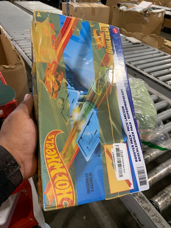 Photo 1 of Hot Wheels Track Builder Booster Pack Playset, Multicolor (GBN81)