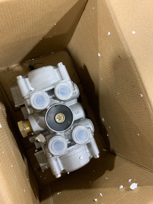 Photo 1 of SOKAKOSC 4005001030 ABS Ecu/Valve Assy TCS 2 Trailer with Harness 4S/3M Imperial Thread Compatible with Volvo Mack Replaces 4005001030 S4005001037 TDAS4005001030