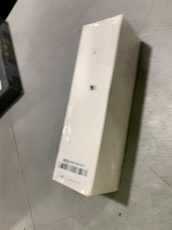 Photo 1 of 10Pcs Place Card Holder, Table Number Holders, Wire Picture Holder, Table Card Holders Stand, Photo Holder for Centerpieces, Wedding Reception, Party, Birthday (Gold)