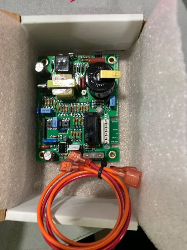Photo 1 of Dinosaur Electronics FAN 50 PLUS PINS 12V DC Universal Ignitor Board with Fan Control