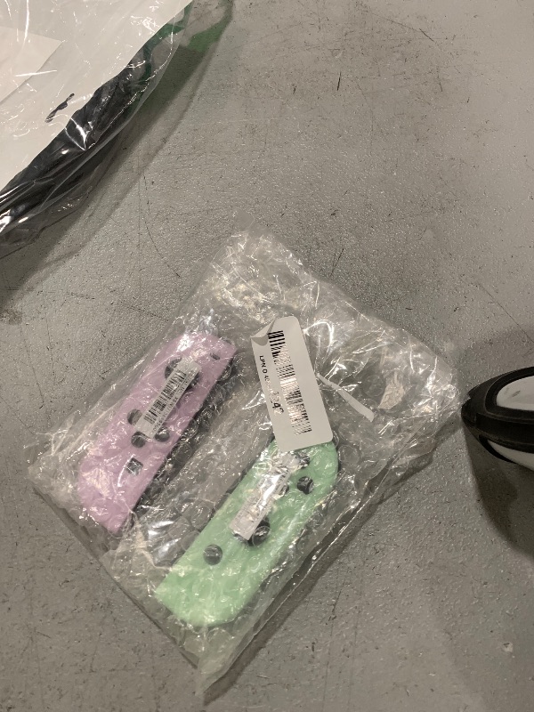Photo 1 of Nintendo Joy-Con (L)/(R) - Pastel Purple/Pastel Green