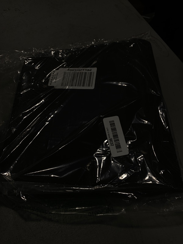 Photo 1 of Card Guardian - Toploader 4 Pocket Premium Binder with Zipper for 160 Cards - Side Loaded Pockets - Compatible with Sports and Trading Cards TCG (Black)