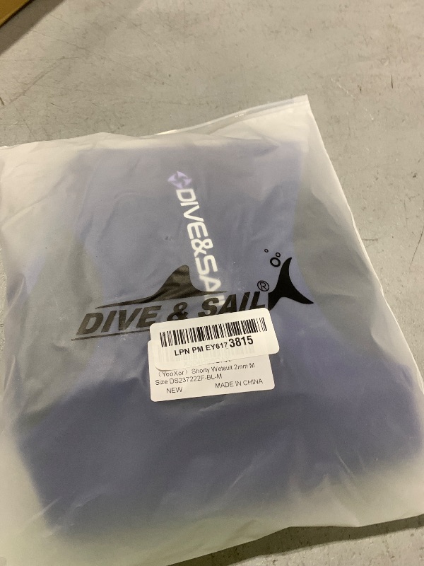 Photo 1 of Wetsuit Shorty Sleeveless Wetsuits Spring for Women One Piece 2mm Neoprene Swimsuit Diving Shorty Suit with Front Zip for Swimming Diving Snorkeling Kayaking Surfing Blue M Size