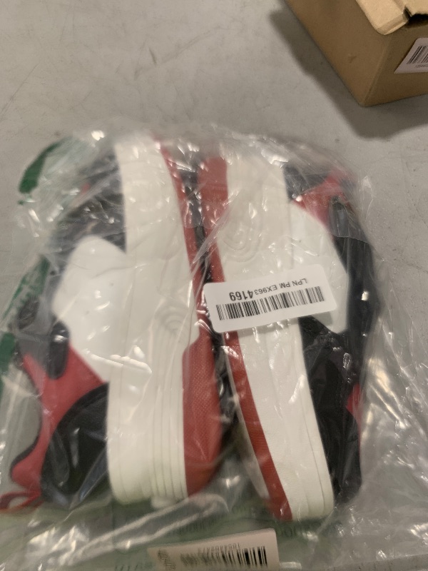 Photo 1 of HSQ Shoes with Wheels for Girls Boys Kids Detachable Wheeled 2 in 1 Roller Skating Shoes Fashion Wheelies Sneake White Black Red Size Little Kid 13