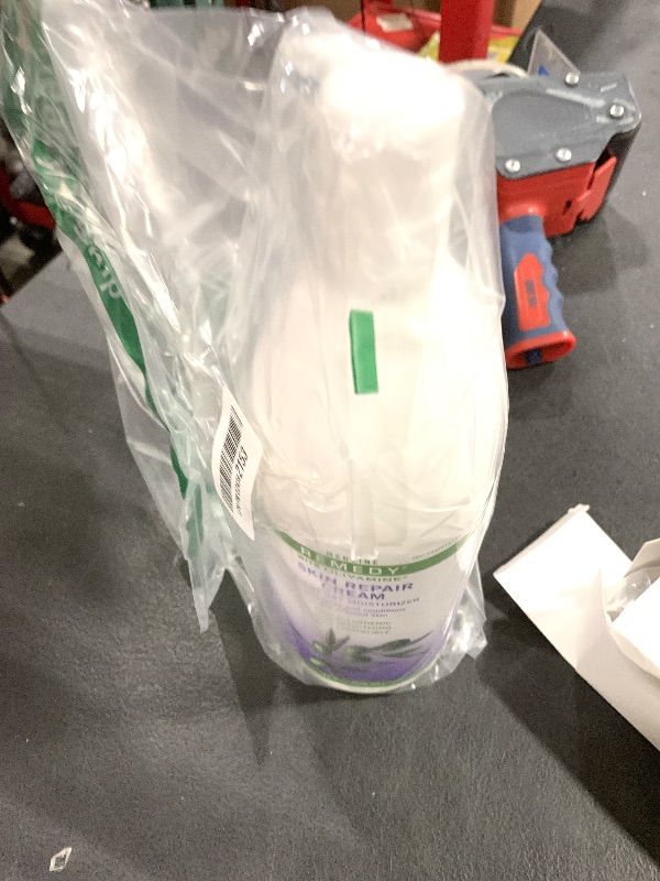 Photo 1 of Medline Remedy Skin Repair Cream with Olivamine, 32 oz. bottle, lightly scented, for dry and cracked skin