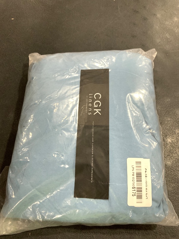 Photo 1 of Extra Deep Cal King Fitted Sheet - Hotel Luxury Single Fitted Sheet Only - Easily Fits 18 inch to 24 inch Mattress - Ultra Soft, Wrinkle Free w/Extra Deep Pockets - Breathable & Comfy - Denim Blue