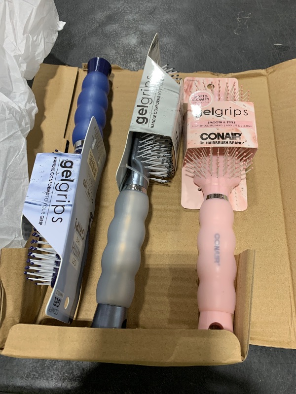 Photo 1 of 074108726018
Lily England Paddle Hair Brush for Women with All Hair Types - Professional Hairbrush for Blow Drying, Detangling & Straightening - Smooth Brush with Gel Handle for Easy Grip, Rose Gold-White