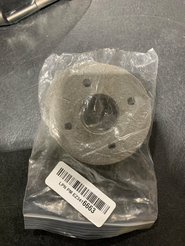 Photo 1 of 2Pcs Industrial Pipe Floor Flange, 1 Inch Heavy Duty Malleable Iron Pipe Fittings, Wall Mounted Vintage DIY Threaded Flange, for Project, Shelving, Furniture Decoration, Black