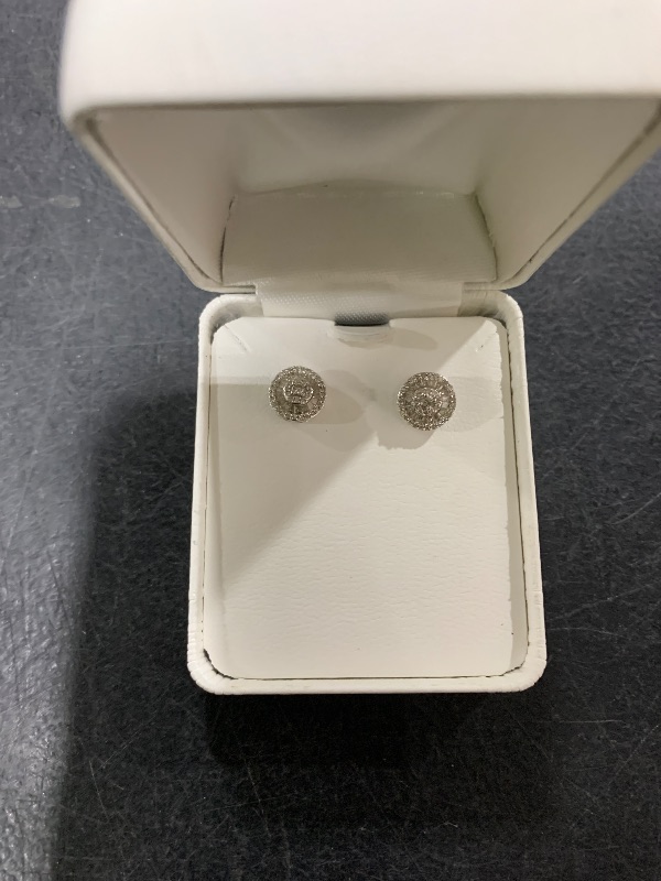 Photo 1 of Amazon Essentials Sterling Silver Diamond Round Stud Earrings (0.5 cttw) (previously Amazon Collection)