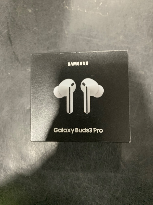 Photo 1 of Samsung Galaxy Buds 3 Pro AI True Wireless Bluetooth Earbuds, Noise Cancelling, Sound Optimization, Redesigned Comfort Fit, White [US Version, Amazon Exclusive, 2Yr Warranty]