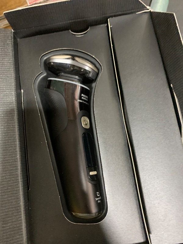 Photo 1 of Philips Norelco Shaver i9000 Prestige Ultra, Wet & Dry Electric Shaver, Ink Black, SenseIQ Pro Technology, Triple Lift & Cut System, 360 Rotating NanoTech Precision Blades, 5 Shaving Modes, XP9400/89