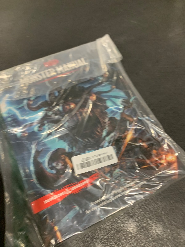 Photo 1 of D&D 2014 Monster Manual (Dungeons & Dragons Core Rulebook)