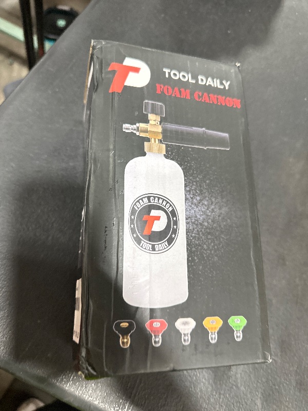 Photo 1 of Tool Daily Foam Cannon with 1/4 Inch Quick Connector, 1 Liter, 5 Pressure Washer Nozzle Tips