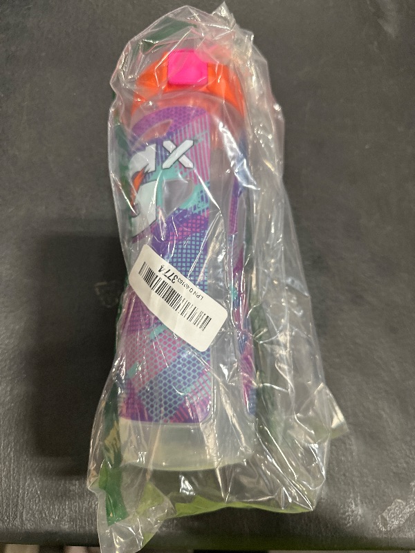 Photo 1 of Gatorade Glitched Berry Gx Bottle w/Gx Pods