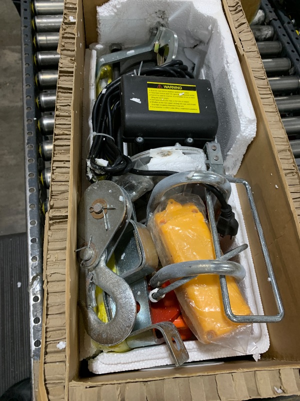 Photo 1 of  VEVOR Electric Hoist Lift 1320LBS 600KG Overhead Electric Hoist 110V Wireless Electric Hoist Remote Control Garage Auto Shop Overhead Lift 