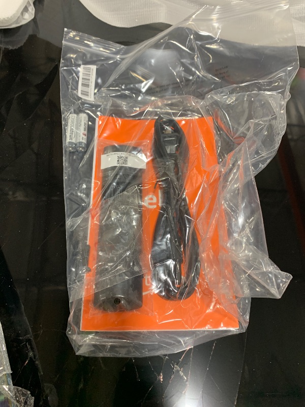Photo 1 of Amazon Fire TV 50" Omni QLED Series 4K UHD smart TV, Dolby Vision IQ, Fire TV Ambient Experience, local dimming, hands-free with Alexa
FOR PARTS ONLY 