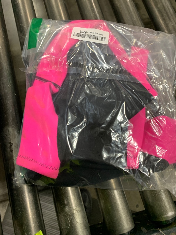 Photo 1 of  Hevto Kids Wetsuit Shorty for Boys Toddler Girls Youth 2mm Neoprene Thermal Wet Suit Front Zip for Swimming Snorkeling Surfing Diving 
size unknown