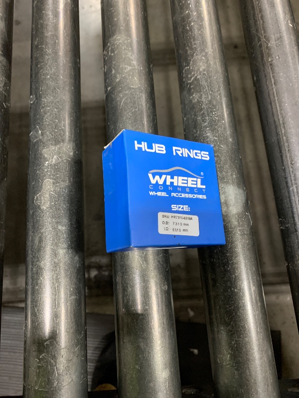 Photo 1 of  WHEEL CONNECT Hub Centric Rings 73.1 to 70.5, Aluminium Alloy Hubrings 70.5 to 73.1 Set of 4,O.D:73.1-I.D:70.5mm. A 