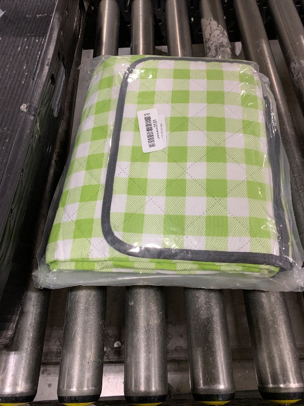 Photo 1 of XEHAHOSH 78.7''x78.7'' Extra Large Picnic Beach Blankets, 3 Layers Plaid Waterproof Thickened Foldable Camping Blanket, All-in-one Portable Mat, Suitable for Park, Camping, Outdoor Indoor, Green