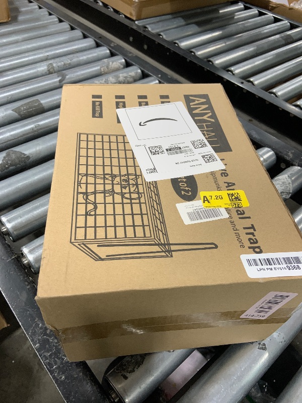 Photo 1 of Anyhall 2-Pack Rat Traps Humane Live Mouse Vole Chipmunk Trap Cage for Indoors and Outdoors (Black)