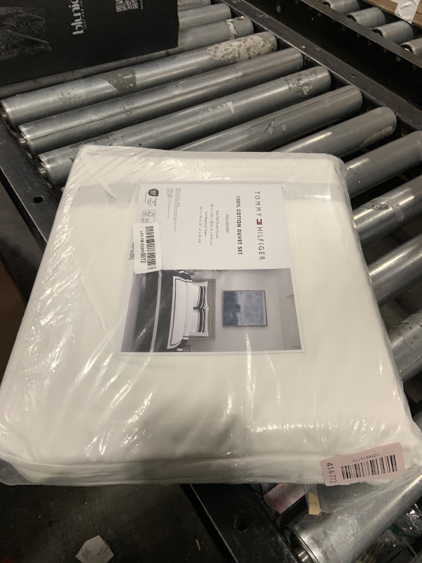Photo 1 of Tommy Hilfiger - Duvet Set, Luxuriously Soft Bedding with Matching Shams, Coastal Inspired Design (Park Avenue Navy, Full/Queen)