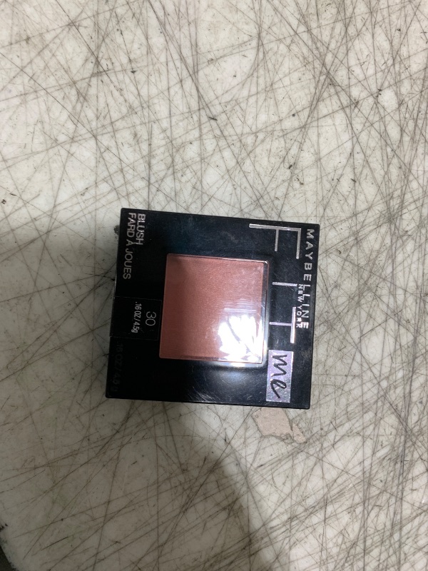 Photo 1 of Maybelline Fit Me Powder Blush, Lightweight, Smooth, Blendable, Long-lasting All-Day Face Enhancing Makeup Color, Rose, 1 Count