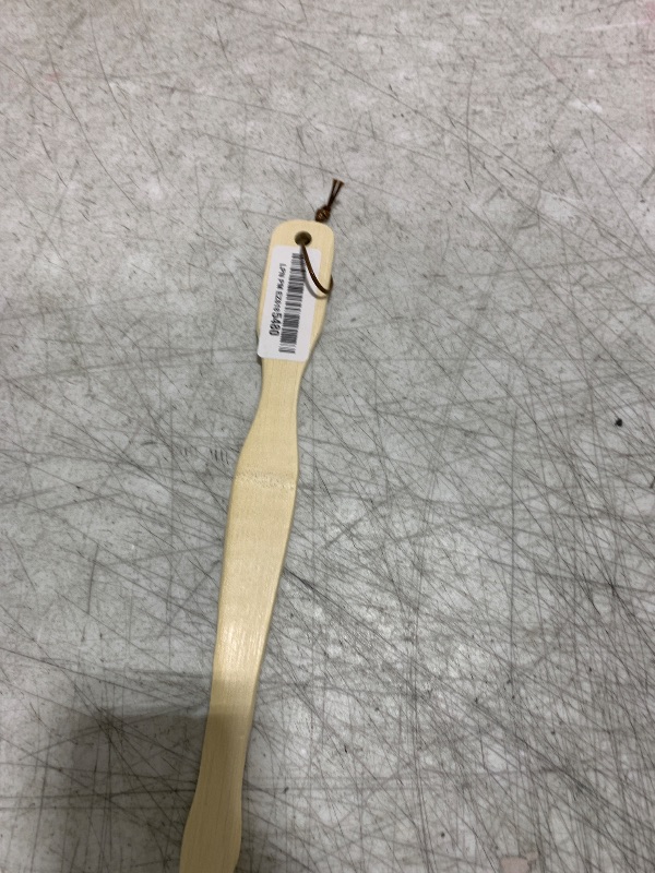 Photo 1 of Omszte Bamboo Back Scratcher,100% Natural Bamboo Back Scratchers for Itching Relief,Strong & Sturdy 17 inches