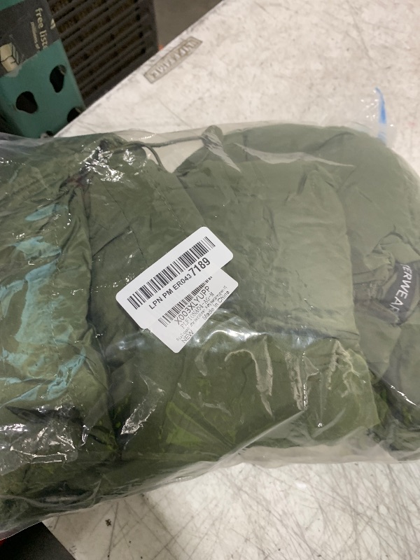 Photo 1 of Polu Cropped Puffer Vest Women Sleeveless Stand Collar Padded Gilet Winter Lightweight Puffy Vest(Armygreen,M)