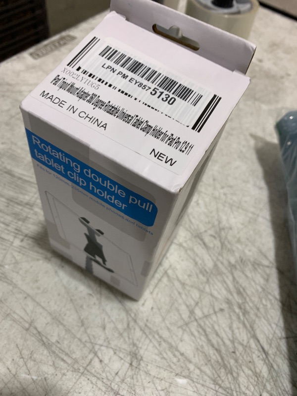 Photo 1 of IPad Tripod Mount Adapter 360 Degree Rotatable Universal Tablet Clamp Holder for iPad Pro 12.9 11 10.5, iPad Air Mini, Surface Tab, Galaxy Tab and 3.5 to 13.5in Phone Tablet, for Tripod, Monopod