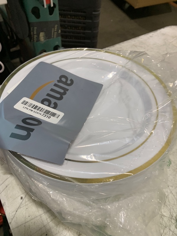 Photo 1 of Goodluck 100PCS Gold Plastic Plates, 10.25 Inch Dinner Plate with Gold Rim, Heavy Duty Disposable Plastic Plates for Party, Wedding, Birthday & Daily Use