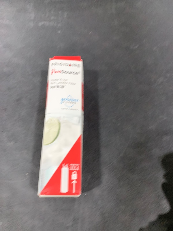 Photo 1 of Frigidaire WF3CB Puresource3 Refrigerator Water Filter, White, 1 Count (Pack of 1)