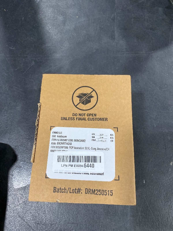 Photo 1 of Funko Pop! Animation: Solo Leveling - Sung Jinwoo - 1/6 Odds for Rare Chase Variant - Styles May Vary - Collectable Vinyl Figure - Gift Idea - Official Merchandise - Toys for Kids & Adults