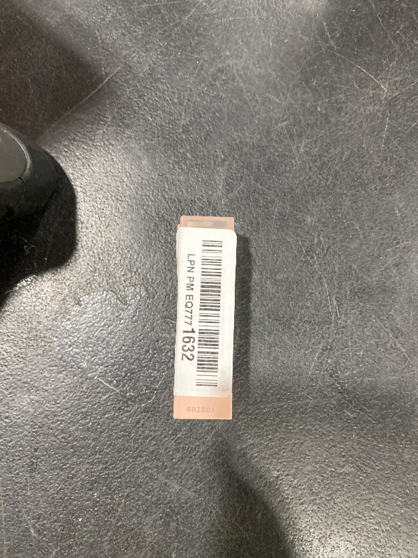 Photo 1 of Maybelline Lifter Glaze Oil Balm with Hyaluronic Acid and Hydrating Oil Blend, Lip Balm with 24HRs of Smooth, Moisturizing Shine, Clear Crave (Crystal Clear)