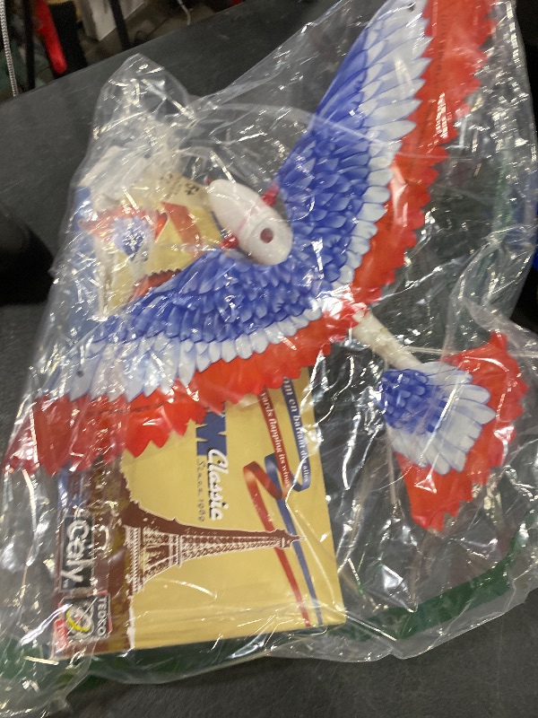 Photo 1 of Classic Tim Flying Bird Onithopter 79000 by Tedco Toys