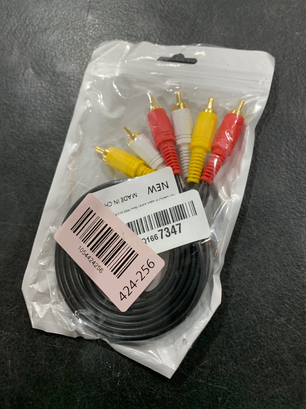 Photo 1 of RCA Cable, AV Cable Gold Plated, Yellow/White/red connectors 3 Male to 3 Male-4.6 Feet/1PCS