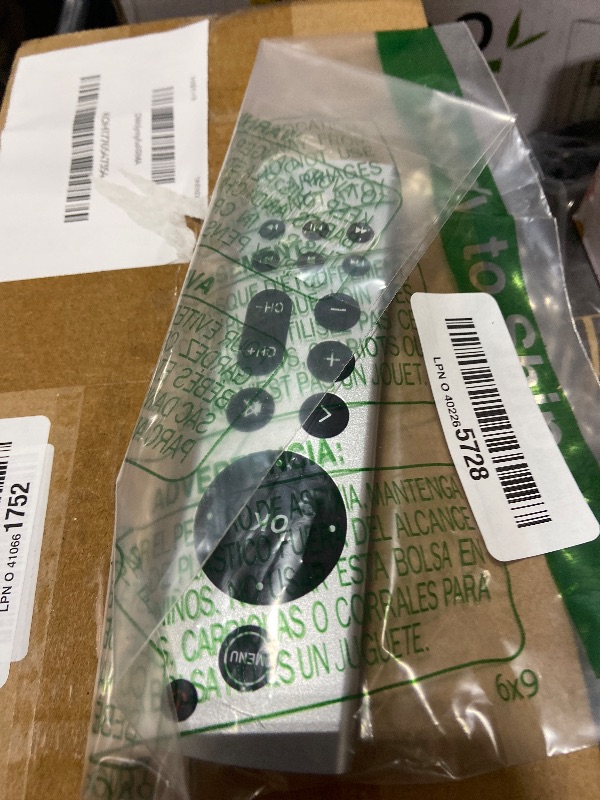 Photo 1 of Universal Replacement Remote for Apple TV 4K/ Gen 1 2 3 4/ HD A2843 A2737 A2169 A1842 A1625 A1427 A1469 A1378 A1218, No Voice Command Included