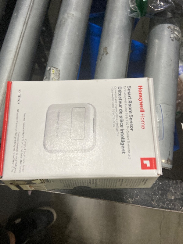 Photo 1 of Honeywell Home RCHTSENSOR-1PK, Smart Room Sensor works with T9/T10 WIFI Smart Thermostats