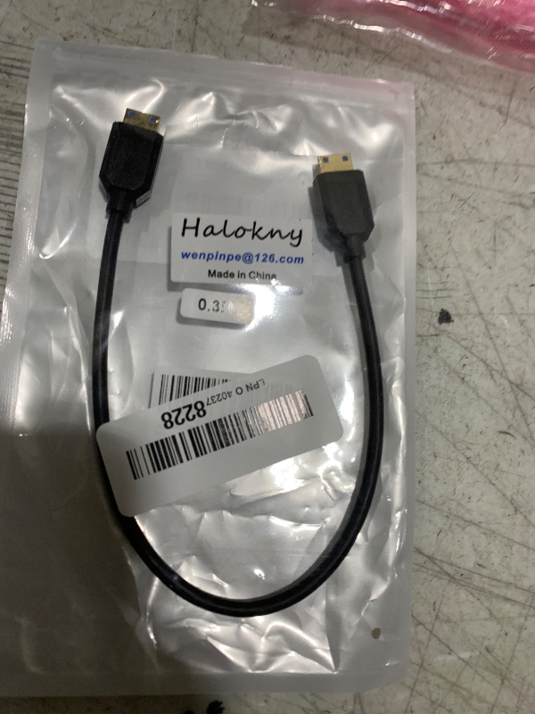 Photo 1 of Halokny Mini HDMI 8K Cable High Speed Mini HDMI Connector Male to HDMI Mini Connector Male 1Ft/30CM(Mini HDMI to Mini HDMI)