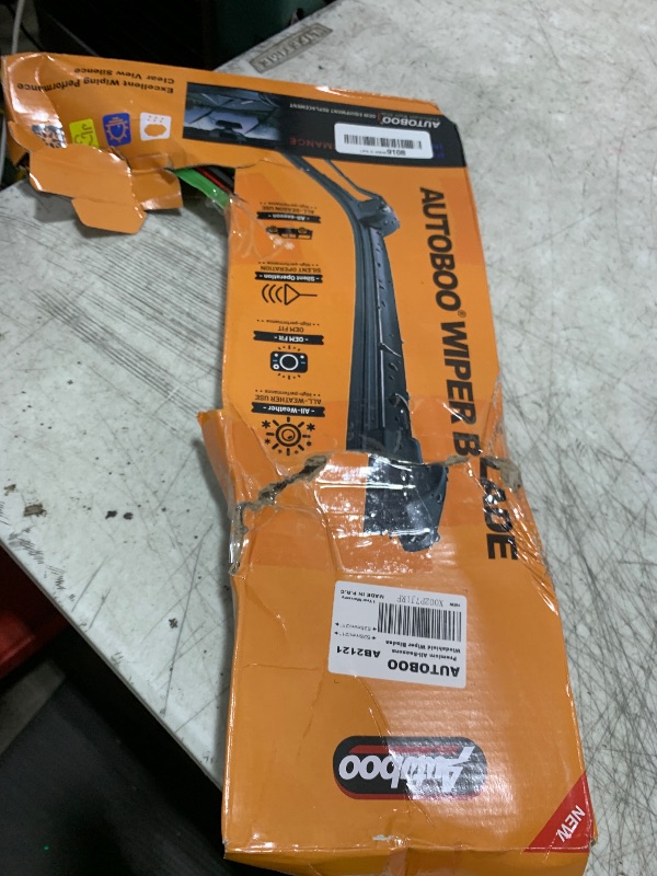 Photo 1 of AUTOBOO 21" and 21" Windshield Wipers Blades (Pack Of 2),OEM Quality Premium All-Seasons Wiper blades,Stable and Quiet Armor wiper blades