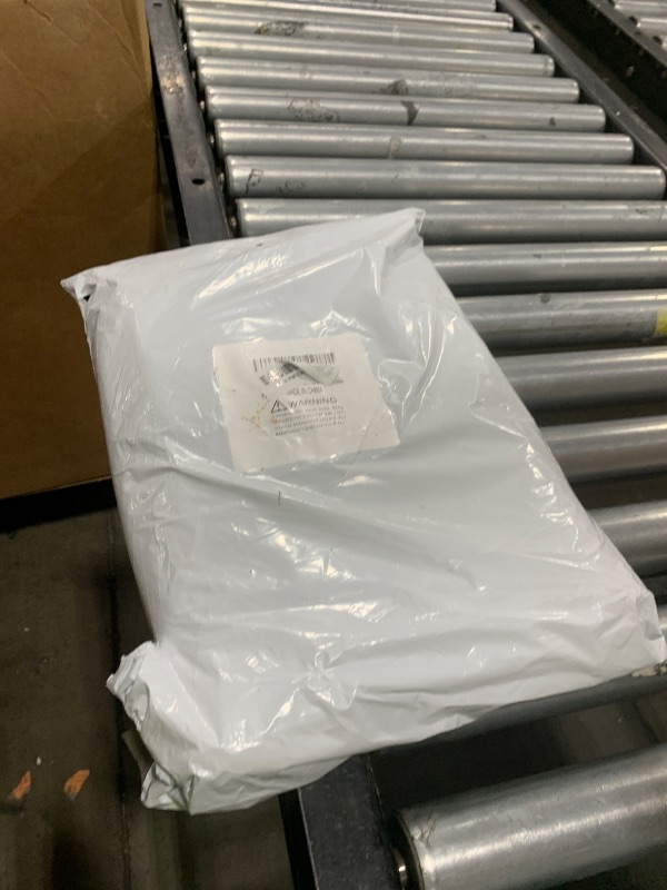 Photo 1 of Metronic Poly Mailers 19x24 Inch 100 Pcs | Large Shipping Bags for Clothing, Small Business | Strong Thick Mailing Bags with Self Adhesive | Waterproof and Tear-Proof Large Package Bags in White
