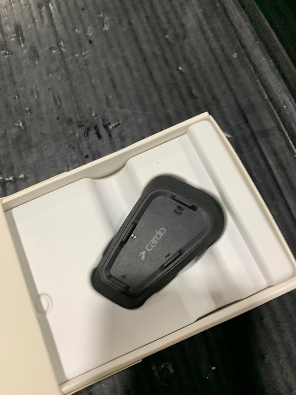 Photo 1 of Cardo Systems Spirit Motorcycle Bluetooth Communication Headset, 2-Way Bluetooth, Thin 32mm Speakers, Waterproof, Universal Connectivity - Single Pack