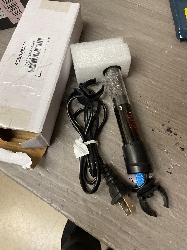 Photo 1 of AQUANEAT Aquarium Heater, 25W Fish Tank Heater, Adjustable Submersible Water Thermostat with Thermometer