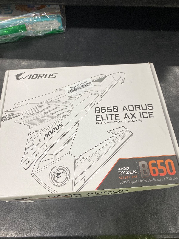 Photo 1 of Gigabyte B650 AORUS ELITE AX ICE AMD AM5 Socket Motherboard, ATX, 4x DDR5 Slots, 3x M.2 Sockets, 2x USB-C Port, Fitted I/O Shield, 2.5GbE LAN, Wi-Fi 6E, 1x DisplayPort / 1x HDMI Port