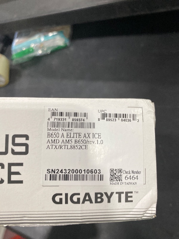 Photo 1 of Gigabyte B650 AORUS ELITE AX ICE AMD AM5 Socket Motherboard, ATX, 4x DDR5 Slots, 3x M.2 Sockets, 2x USB-C Port, Fitted I/O Shield, 2.5GbE LAN, Wi-Fi 6E, 1x DisplayPort / 1x HDMI Port